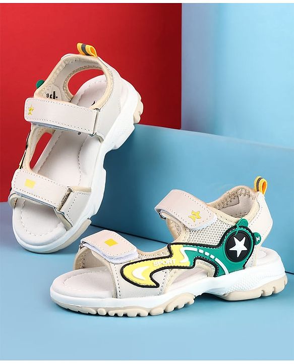 Cute Walk by Babyhug Velcro Closure Sandals with Applique - Black