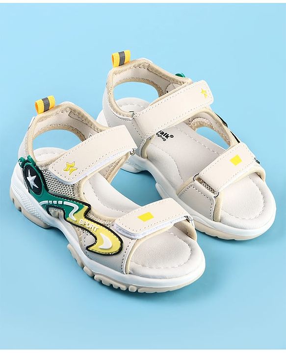 Cute Walk by Babyhug Velcro Closure Sandals with Applique - Black