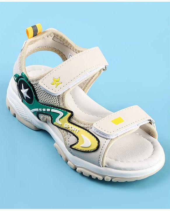 Cute Walk by Babyhug Velcro Closure Sandals with Applique - Black