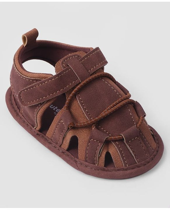 Cute Walk by Babyhug Velcro Closure Solid Colour Booties - Brown