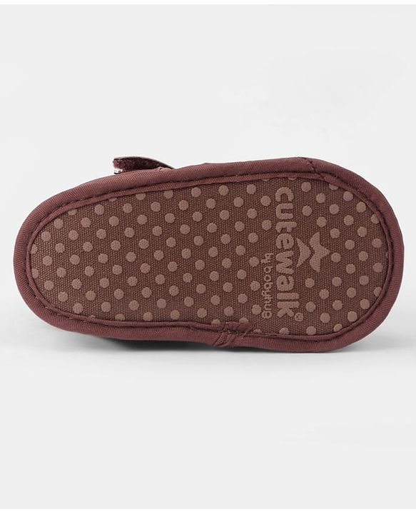 Cute Walk by Babyhug Velcro Closure Solid Colour Booties - Brown