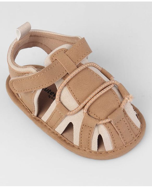 Cute Walk by Babyhug Velcro Closure Solid Colour Booties - Brown