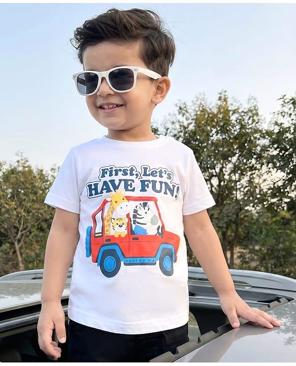 Babyhug Cotton Knit Half Sleeves T-Shirt with Safari Theme Print - White