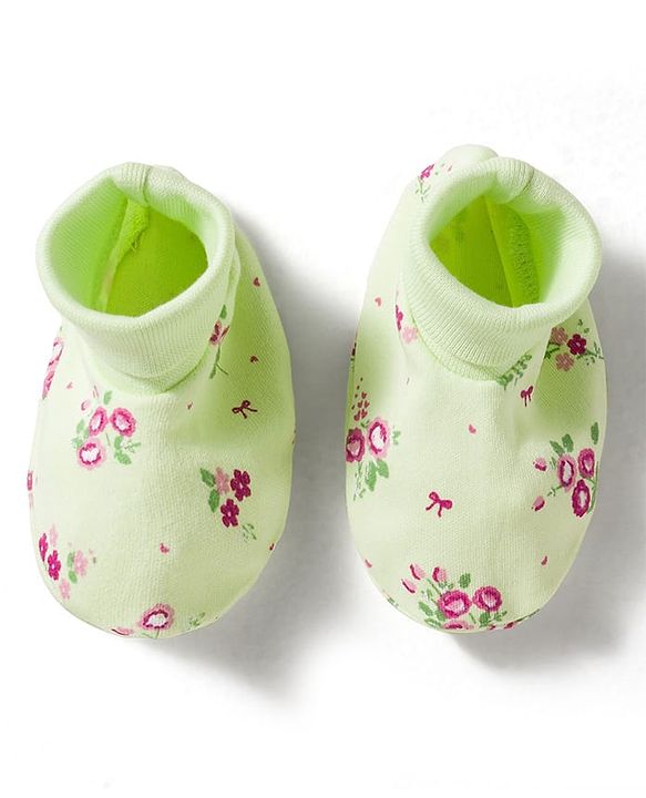 Babyhug 100% Cotton Interlock Knit Cap Mittens & Booties With Floral Print Multicolor - Diameter 13 cm
