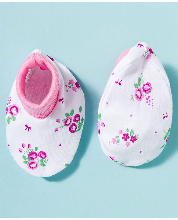 Babyhug 100% Cotton Knit Cap Mittens & Booties With Floral Print Multicolor - Diameter 9.5 cm