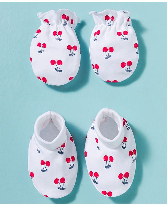 Babyhug 100% Cotton Knit Mittens & Booties With Cherry Print - Multicolor