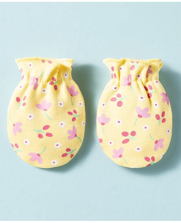 Babyhug 100% Knit Cotton Mittens & Booties With Floral Print - Multicolor