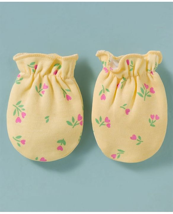 Babyhug 100% Cotton Knit Cap, Mittens & Booties Set with Floral Print Peach - Diameter 16 cm