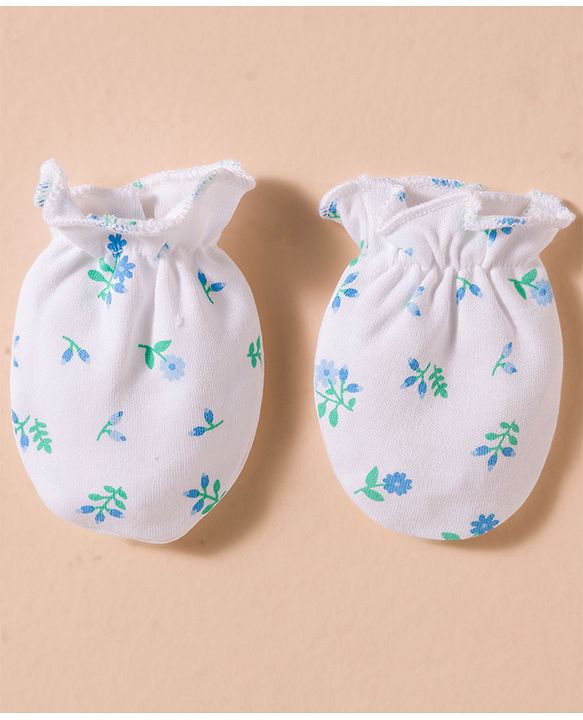 Babyhug 100% Cotton Interlock Knit Cap, Mittens & Booties Set With Floral Print White - Diameter 16 cm