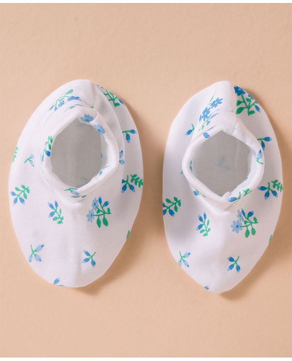Babyhug 100% Cotton Interlock Knit Cap, Mittens & Booties Set With Floral Print White - Diameter 16 cm