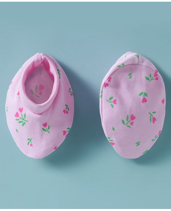 Babyhug 100% Cotton Cap Mittens & Booties with Floral Print Pink - Diameter 16 cm
