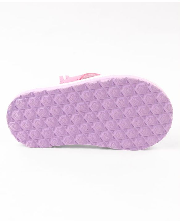 Cute Walk by Babyhug Hearts Printed Flip Flops with Back Strap - Fuchsia