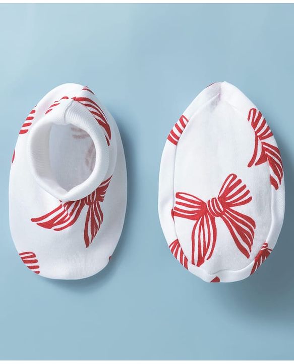 Babyhug 100% Cotton Knit Sleeveless Bow Printed Onesies With Headband Booties & Mitten - Multicolour