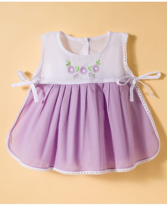 Babyhug 100 % Cotton Cambric Woven Sleeveless Jhabla & Bloomer With Floral Print - Multicolor