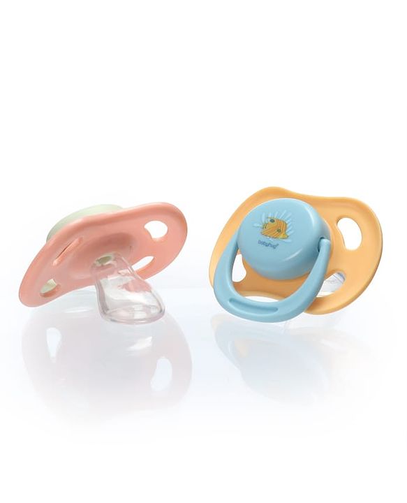 Babyhug Seahorse Print Orthodontic Pacifier Pack of 2| 3+ Months| Protective Hygienic Cap| Breathable Airflow Vents | Orthodontic Silicone Teat | Food-Grade Silicone | BPA Free | Baby Safe