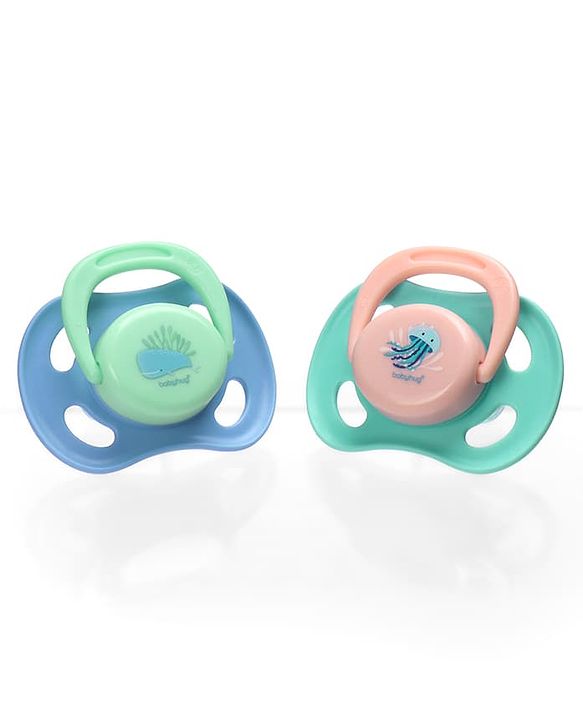 Babyhug Seahorse Print Orthodontic Pacifier Pack of 2| 3+ Months| Protective Hygienic Cap| Breathable Airflow Vents | Orthodontic Silicone Teat | Food-Grade Silicone | BPA Free | Baby Safe