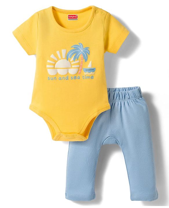 Babyhug 100% Cotton Knit Half Sleeves Onesie with Diaper Leggings & Beach Theme Print - Yellow & Light Blue