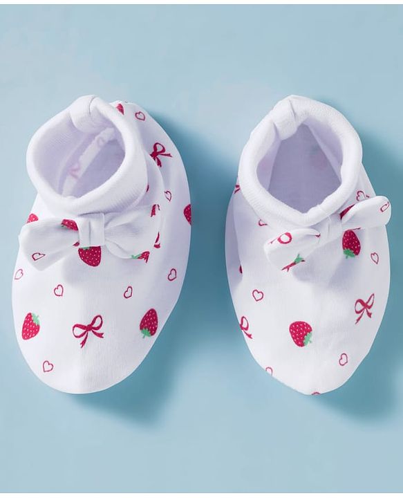 Babyhug 100% Cotton Knit Cap, Mittens & Booties Set with Strawberry & Bow Print White - Diameter 9.5 cm