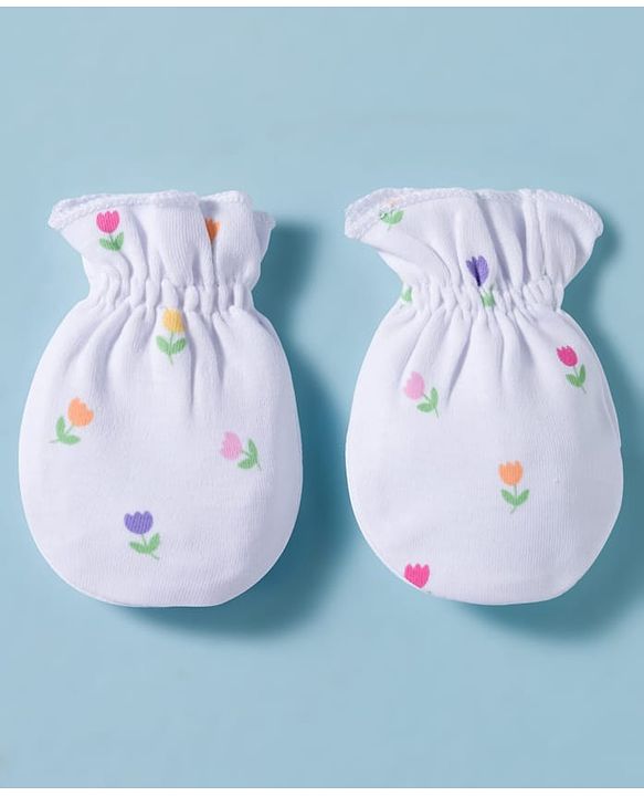 Babyhug 100% Cotton Knit Cap, Mittens & Booties Set with Bow Applique Floral Print  White & Pink - Diameter 10 cm