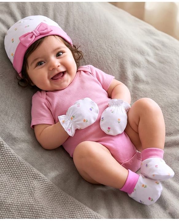 Babyhug 100% Cotton Knit Cap, Mittens & Booties Set with Bow Applique Floral Print  White & Pink - Diameter 10 cm