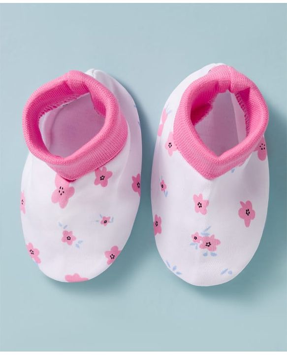 Babyhug 100% Cotton Knit Cap, Mittens & Booties Set with Floral Print White & Pink - Diameter 15 cm