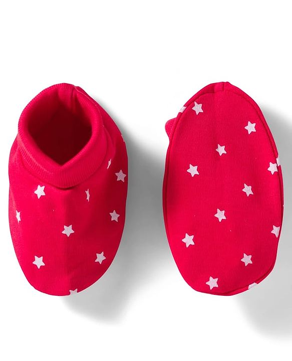 Babyhug 100% Cotton Knit Cap, Mittens & Booties Set with Star Print Red - Diameter 10.5 cm