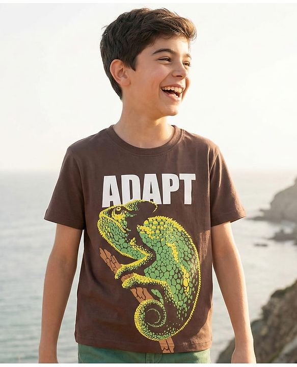 Pine Kids Cotton Knit Half Sleeves T-Shirt With Chameleon Print - Brown