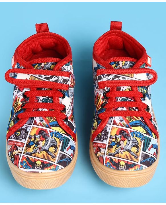 Pine Kids Marvel Slip On Casual Shoes With Avengers Graphics - Multicolor