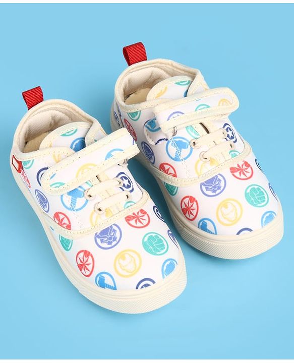 Pine Kids Marvel Slip On Casual Shoes With Avengers Graphics - Beige