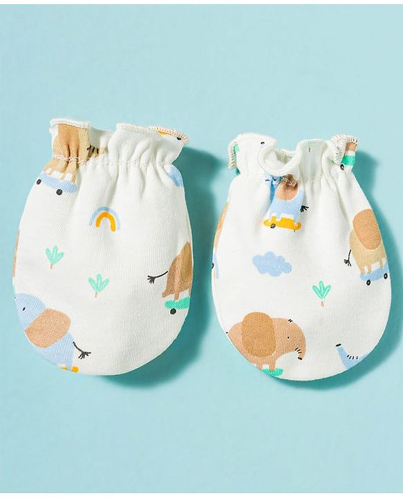 Babyhug 100% Cotton Knit Cap Mittens & Booties With Elephant Print Multicolor - Diameter 17 cm