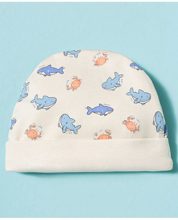 Babyhug 100% Cotton Knit Cap Mittens & Booties With Shark Print Multicolor - Diameter 17 cm