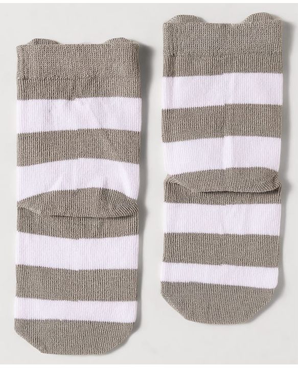 Cute Walk by Babyhug Disney Knit Ankle Length Antibacterial Socks with Winnie the Pooh Design Pack of 3 - Multicolor