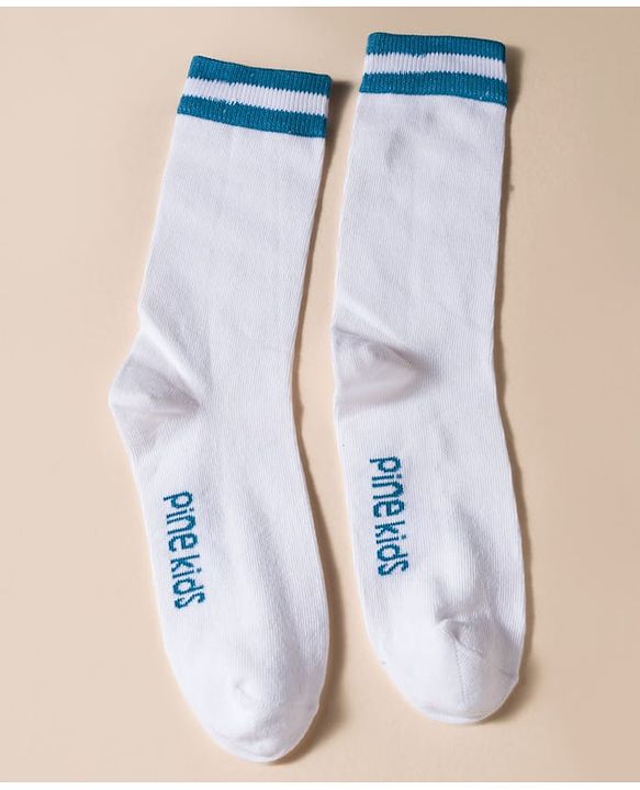 Pine Kids Cotton Knit Ankle Length Striped Socks With Star Design Pack Of 3 ( Colour May Vary )