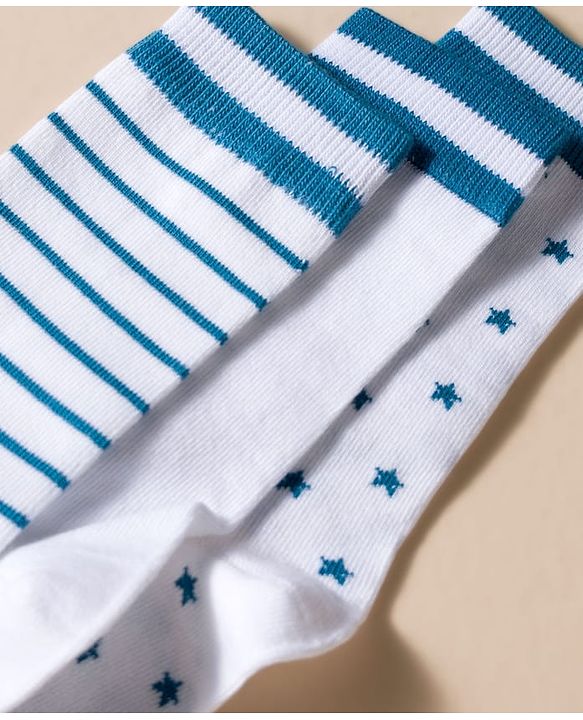 Pine Kids Cotton Knit Ankle Length Striped Socks With Star Design Pack Of 3 ( Colour May Vary )