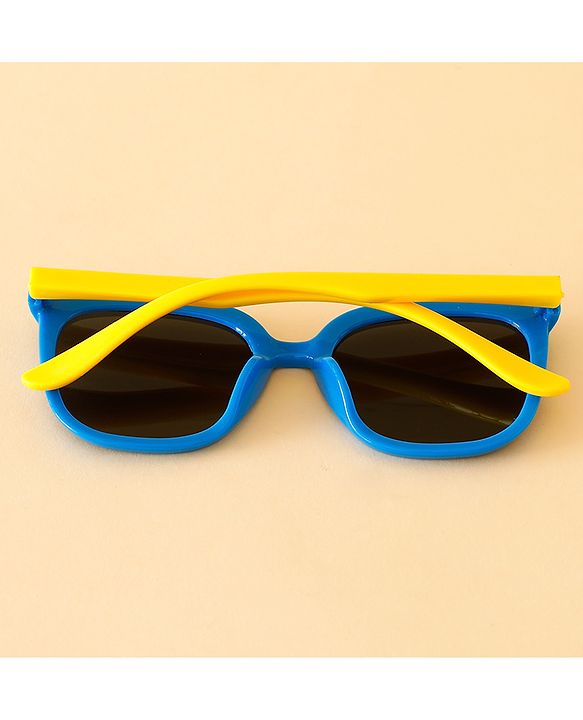 Babyhug TPE Solid Sunglasses For Kids - Black & Red