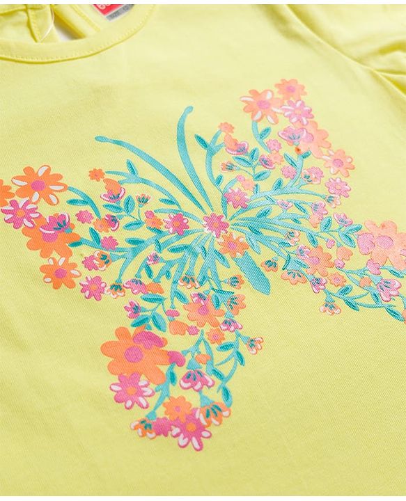 Babyhug Cotton Knit Half Sleeves T-Shirt & Capri Night Suit With Floral Print - Yellow