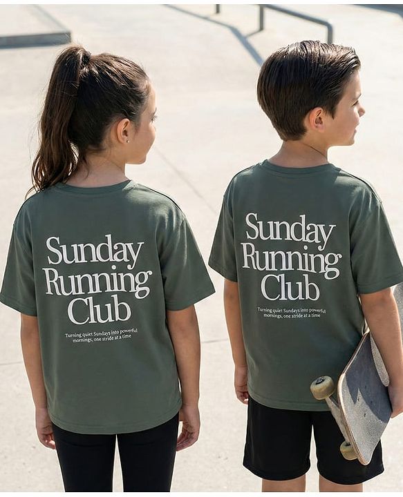 Pine Active Knit Drop Shoulder Half Sleeves T-Shirt With Sunday Running Club Print - Green