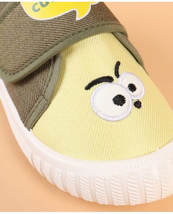 Cute Walk by Babyhug Velcro Closure Casual Shoes with Embroidery Detailing & Text Print - Yellow