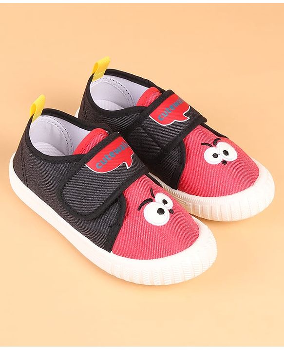 Cute Walk by Babyhug Velcro Closure Casual Shoes with Embroidery Detailing & Text Print - Yellow