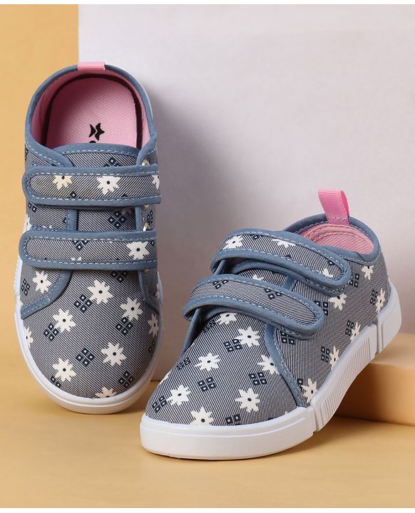 Cute Walk by Babyhug Velcro Closure Casual Shoes with Floral Pint - Blue