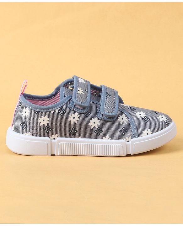 Cute Walk by Babyhug Velcro Closure Casual Shoes with Floral Pint - Blue