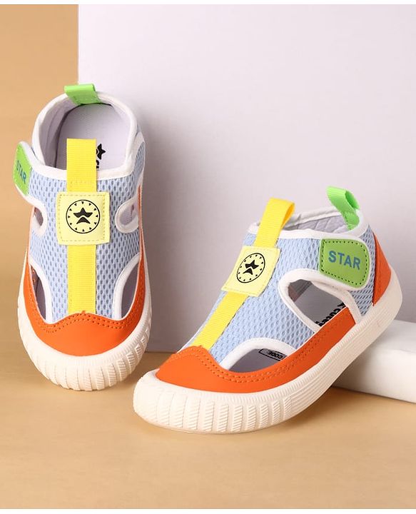 Cute Walk by Babyhug Velcro Closure Solid Casual Shoes - Navy Blue
