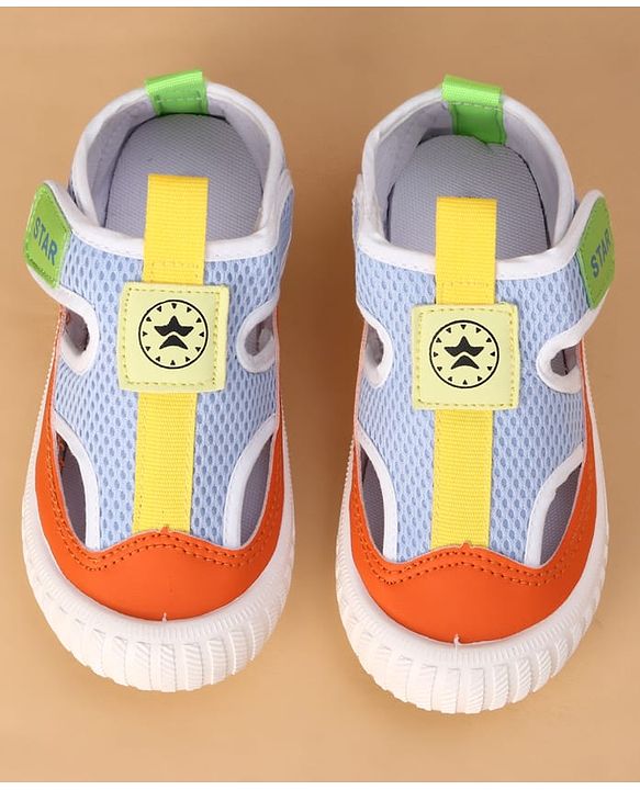 Cute Walk by Babyhug Velcro Closure Solid Casual Shoes - Navy Blue