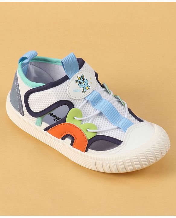 Cute Walk by Babyhug Velcro Closure Casual Shoes with Unicorn Pint - Blue