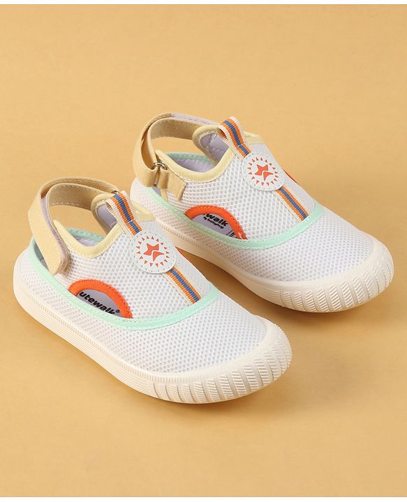 Cute Walk by Babyhug Velcro Closure Casual Shoes with Patch Detailing - White & Yellow