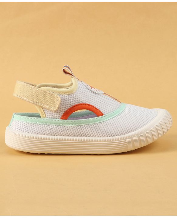 Cute Walk by Babyhug Velcro Closure Casual Shoes with Patch Detailing - White & Yellow
