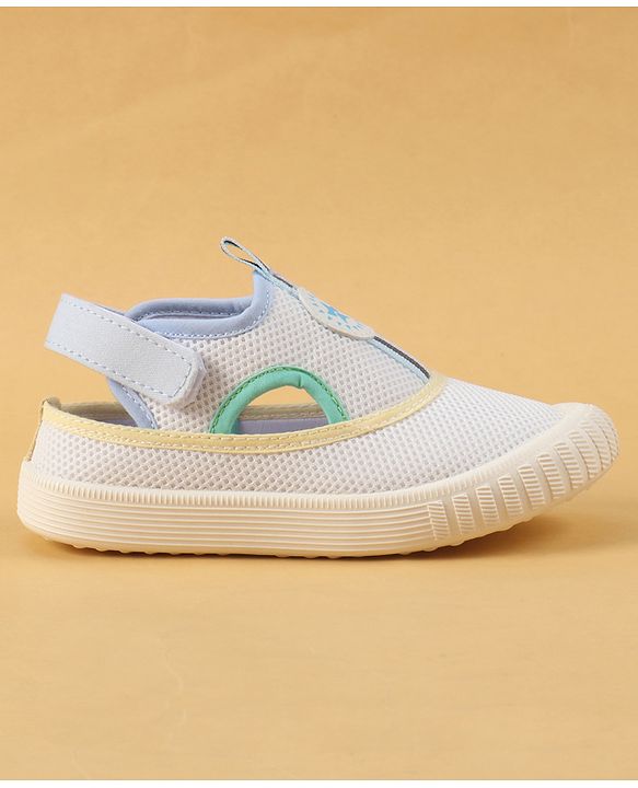 Cute Walk by Babyhug Velcro Closure Casual Shoes with Patch Detailing - White & Yellow