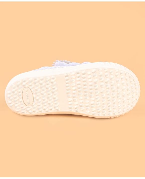 Cute Walk by Babyhug Slip On Casual Shoes with Glitter Print - White