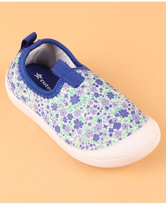 Cute Walk by Babyhug Slip On Casual Shoes with Floral Print - Blue