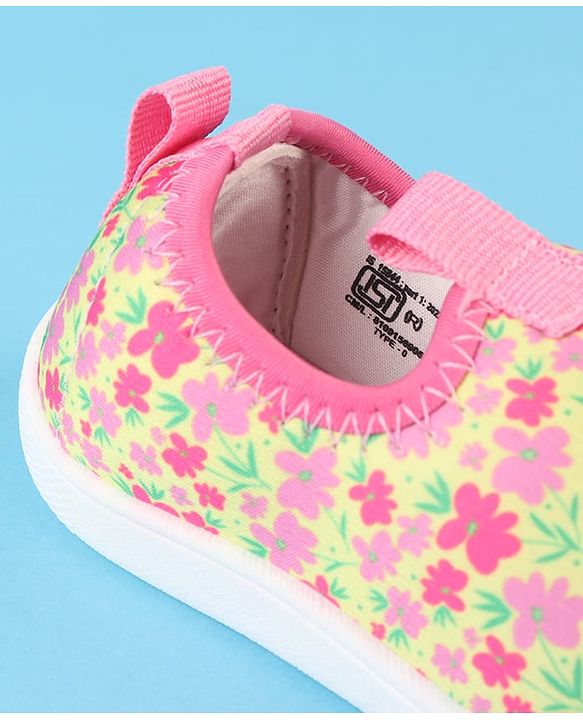 Cute Walk by Babyhug Slip On Casual Shoes with Floral Print - Pink